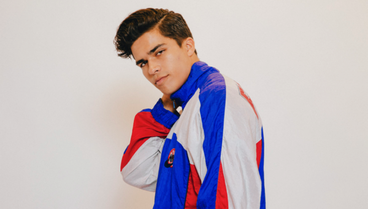 We are a gender-free brand (androgynous, unisex, gender neutral) selling clothing, accessories, and beauty for the LGBTQIA+ community (lesbian, gay, trans, pansexual queer)