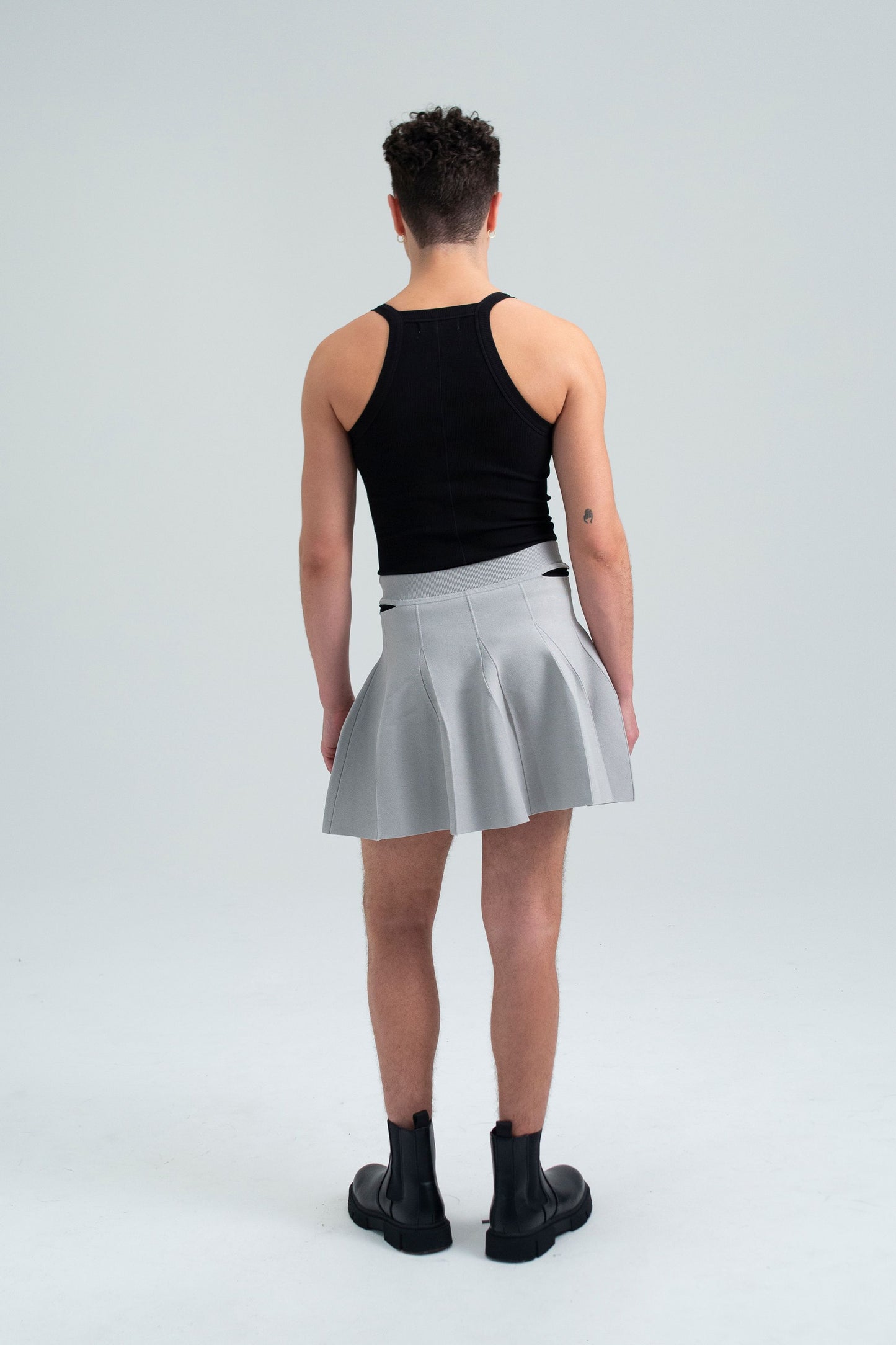 FANG: Knitted Skirt with Slits